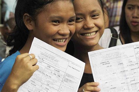 Duterte okays bill giving Sangguniang Kabataan .